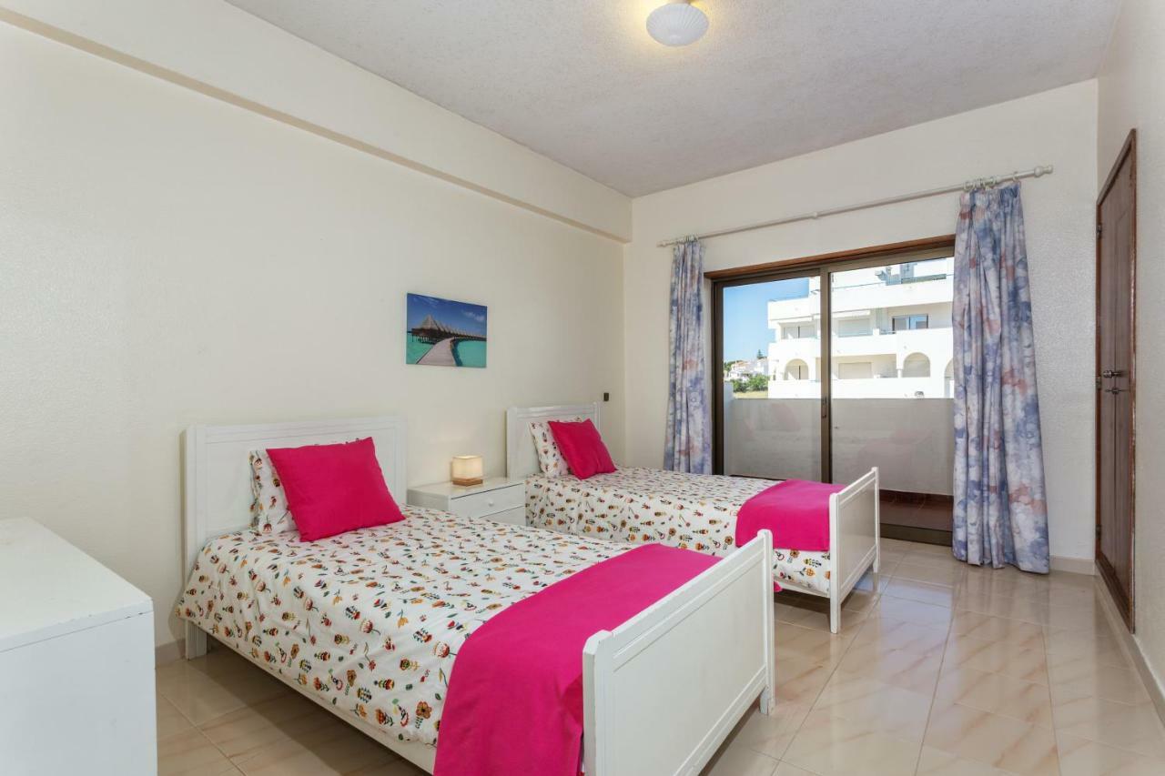 Andorinha 2 Bedroom Apart-Close To The Sea-Algarve Porches  Zewnętrze zdjęcie